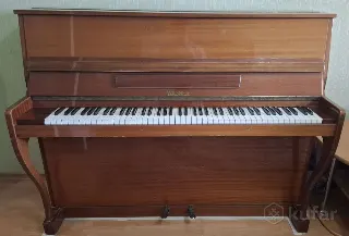 Пианино б/у , коричневое