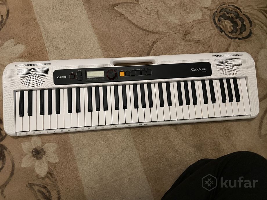 Синтезатор Casio CT-S200 белый — фото 1