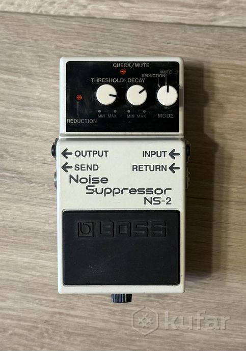 Педаль эффектов Boss ns-2