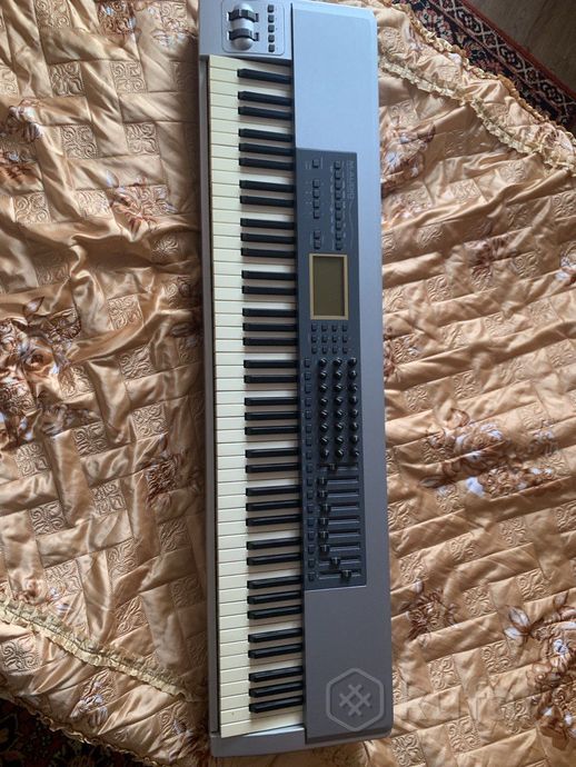 MIDI клавиатура M-Audio Keystation Pro 88