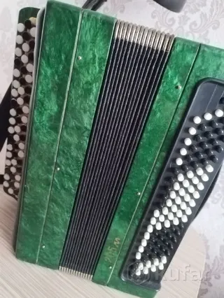 Баян