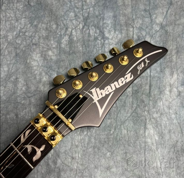 Электрогитара Ibanez — фото 3