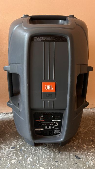 Продам активные колонки JBL — фото 1