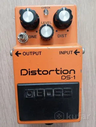 Педаль Boss ds-1