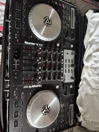 DJ-контроллер Numark NS6 + чехол, 4-канальный