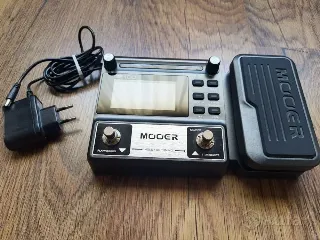 гитарный процессор эффектов Mooer GE100