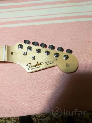 Гриф ''Fender Stratocaster''