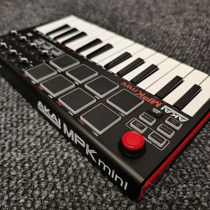 AKAI MPK mini — фото 2