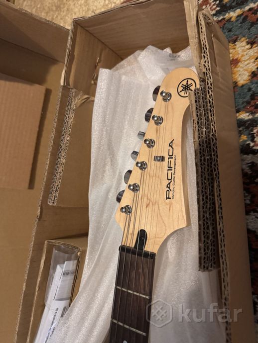 Электронная гитара Yamaha Pacifica — фото 2