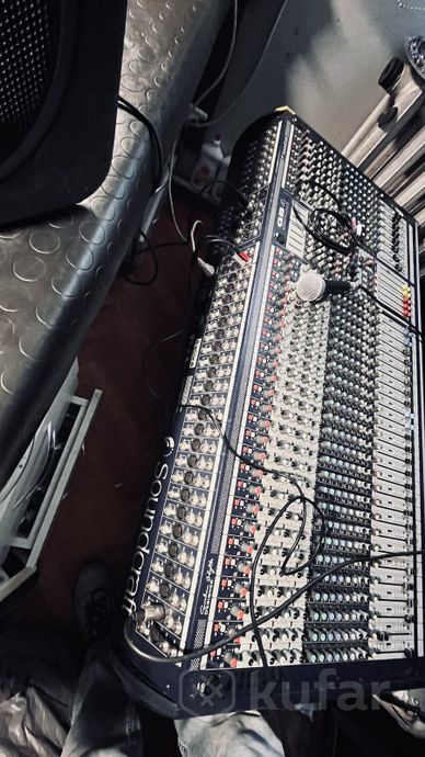 Концертный микшерный пульт Soundcraft GB4 — фото 3