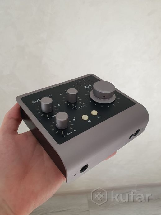 Audient ID4 звуковая карта