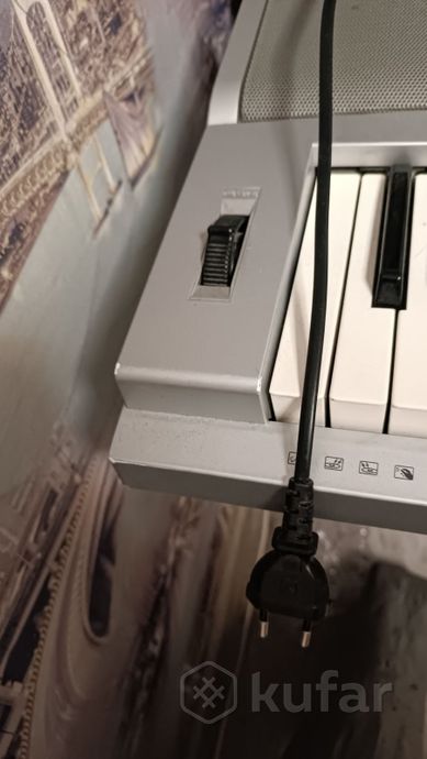 Синтезатор YAMAHA DGX-220 — фото 4