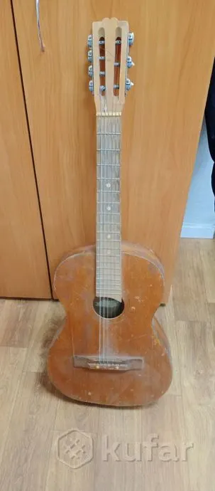 Продам гитару