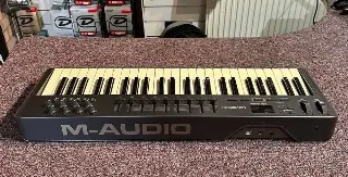 Midi-клавиатура M-audio OXYGEN 49
