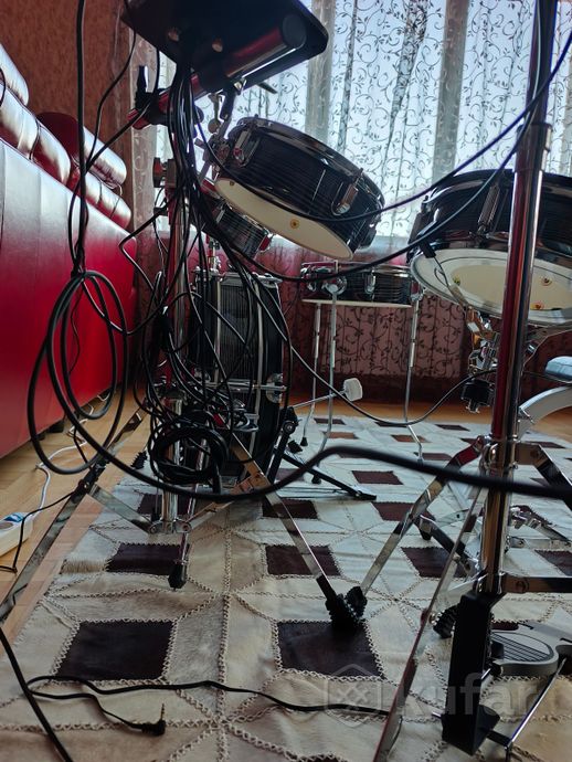 Профессиональная электронная барабанная установка. — фото 9