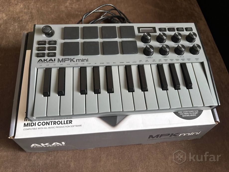 MIDI-клавиатура Akai Pro MPK Mini MK3 GREY
