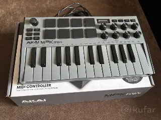 MIDI-клавиатура Akai Pro MPK Mini MK3 GREY