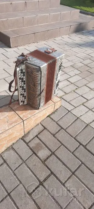 Баян