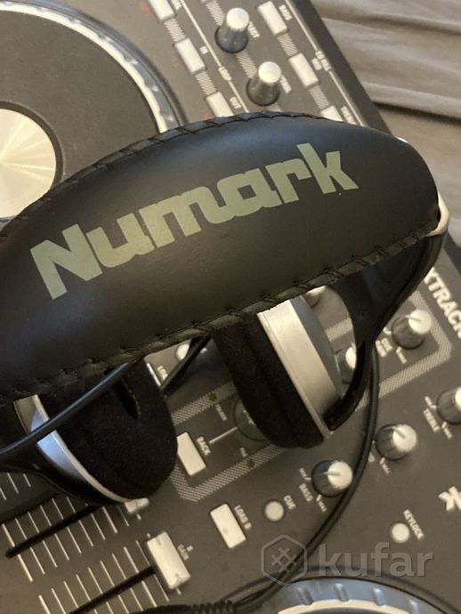 Numark Mixtrack Pro DJ Диджей пульт контроллер — фото 2