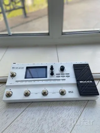 Процессор гитарный Mooer 250