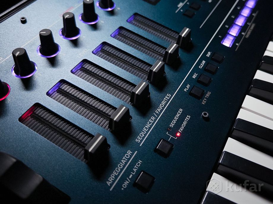 Korg Opsix с кейсом UDG — фото 4