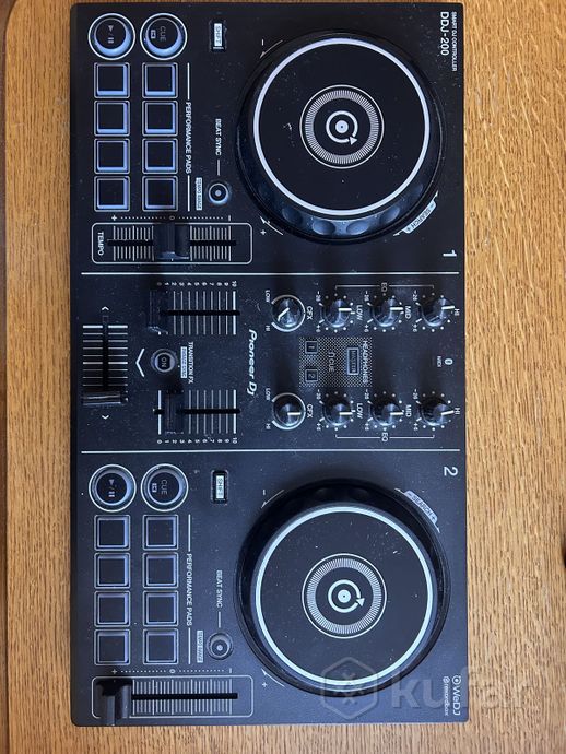 Диджей пульт pioneer ddj200 — фото 1