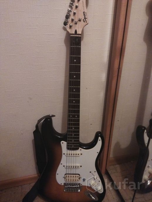 Электрогитара Fender Squier Bullet Stratocaster — фото 1