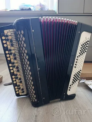 Музыкальный инструмент . Баян