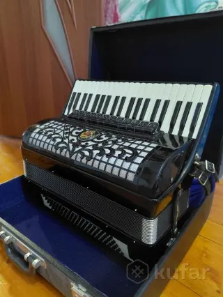 Аккордеон royal standard