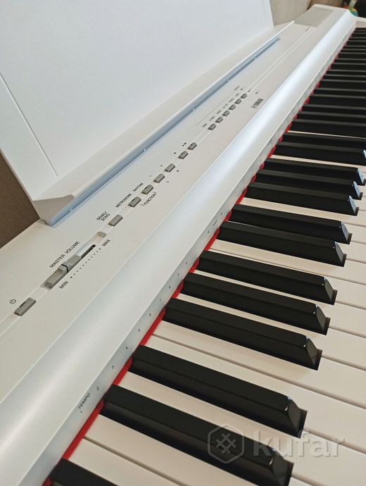 Цифровое фортепиано Yamaha P-125WH (без банкетки) — фото 3