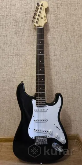 Электрогитара Squier MM Stratocaster HT Black