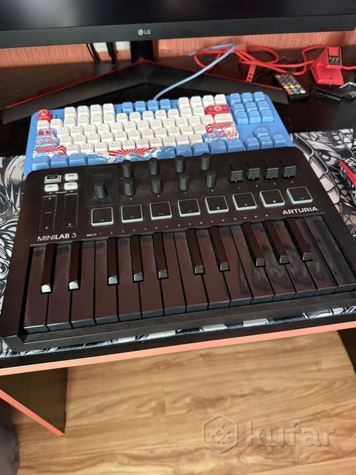 MIDI-клавиатура Arturia MiniLab 3