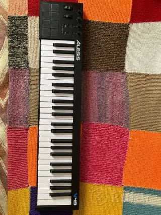 Midi клавиатура alesis v49