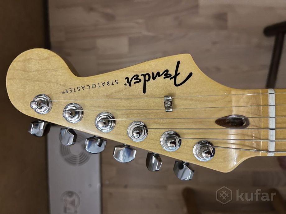 Fender Standard — фото 1