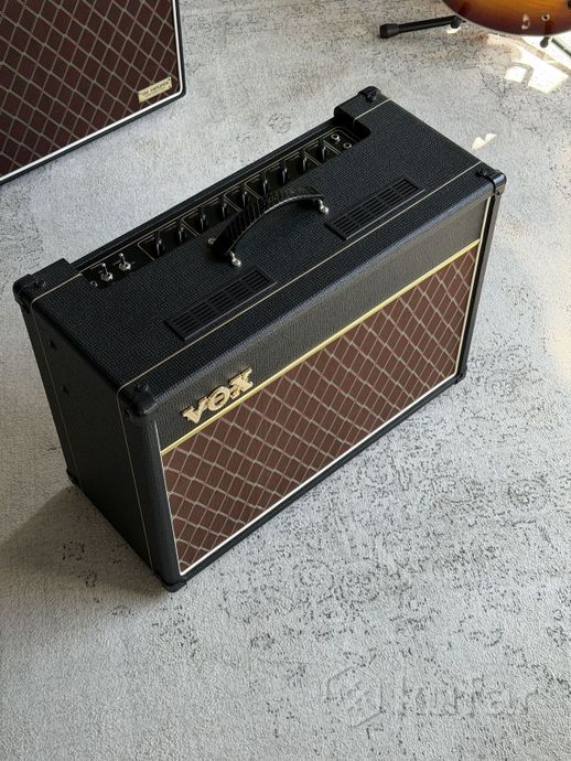Ламповый комбоусилитель VOX AC15 C1 — фото 1
