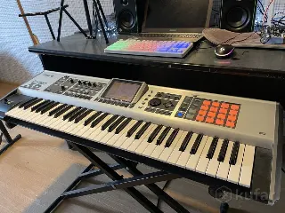 Roland fantom x6 64 клавиши