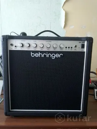 Усилитель Behringer HA-40R