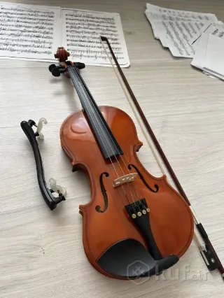 Скрипка Cervini 4/4