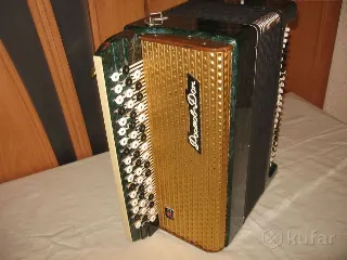 Продам баян состояние нового