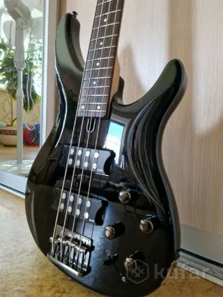 Бас гитара Yamaha TRBX304