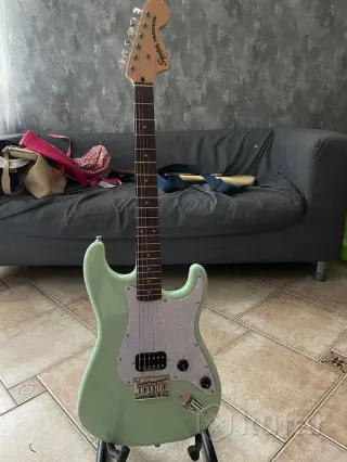 squier affinity strat surf green seymour duncan