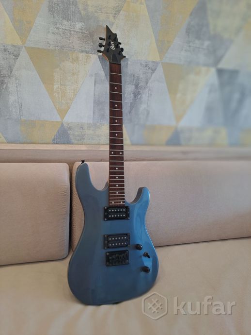 Электрогитара Cort KX 100, чехол Fender FEJ-610 — фото 2