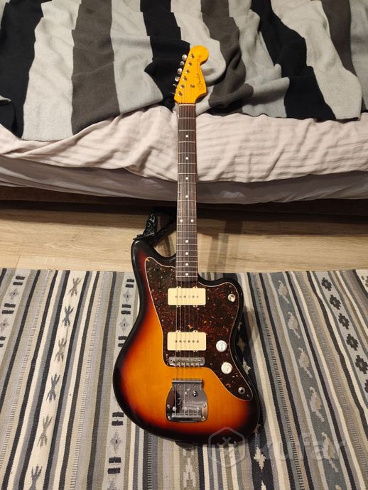 fender jazzmaster — фото 1