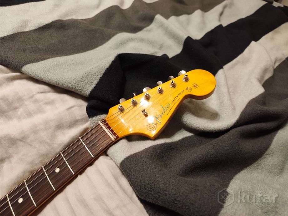 fender jazzmaster — фото 2