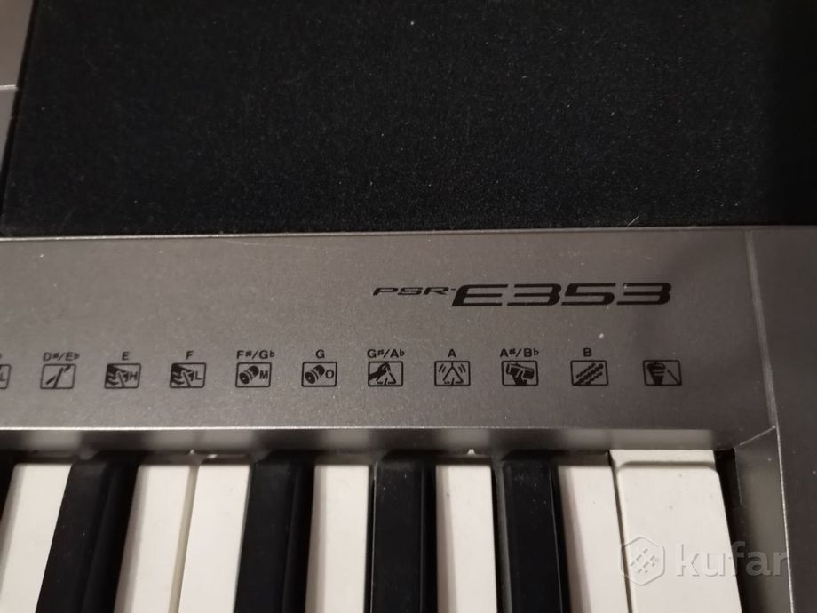 Синтезатор Yаmaha PSR-E353+ оригинальная стойка — фото 4
