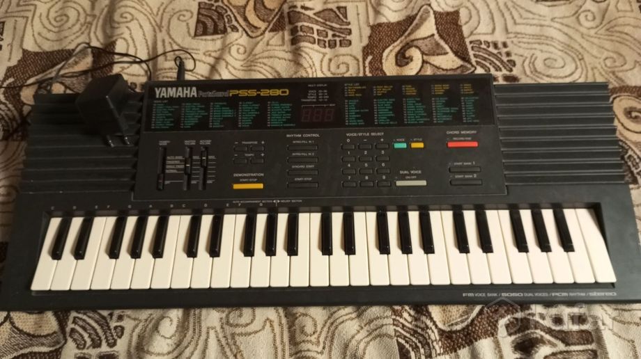 Синтезатор Yamaha pss-280 — фото 1