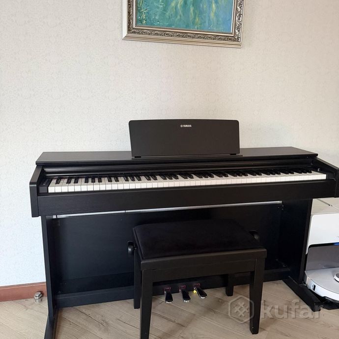 Цифровое (электронное)пианино Yamaha Arius YDP 143 — фото 1