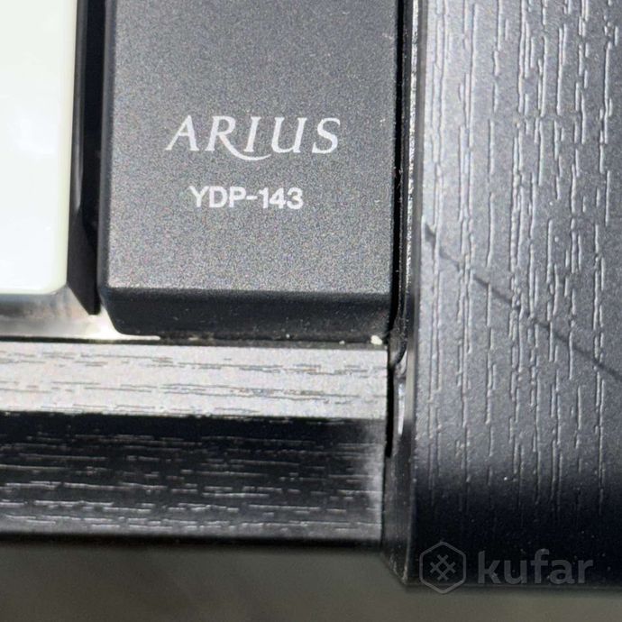 Цифровое (электронное)пианино Yamaha Arius YDP 143 — фото 3