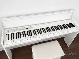 Цифровое пианино Korg LP-380 с банкеткой