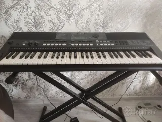 Синтезатор Yamaha PSR E433. В прекрасном состоянии